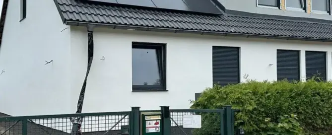 Energetisch saniertes Einfamilienhaus in Berlin-Spandau nach der Umsetzung der Maßnahmen aus dem Sanierungsfahrplan.